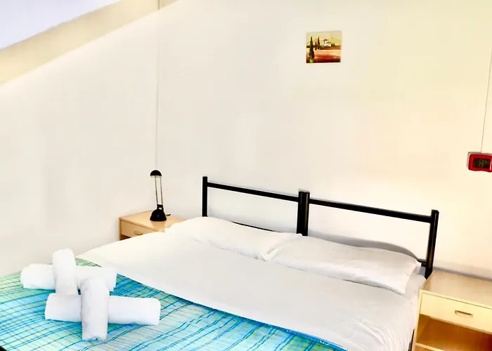 Montino Coliving Auberge de jeunesse Oggebbio